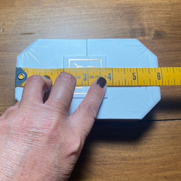 Kayali Vanilla 28 empty 3.4 fl. oz box - Picture 5 of 10